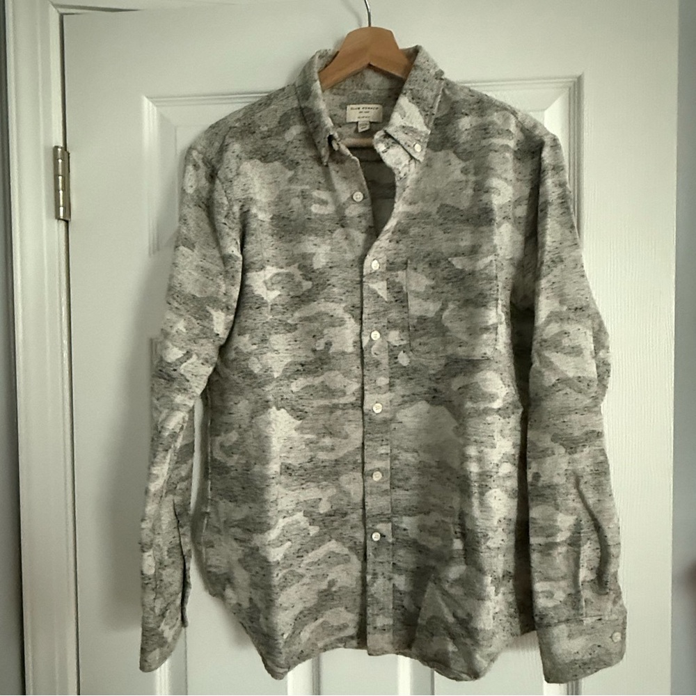 Men's Club Monaco Japanese Shirt - Gray Camo - Size Medium